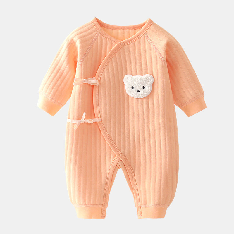 Charming infant bear romper, a perfect baby gift. Cozy newborn outfit with a cute bear design for spring & autumn.
