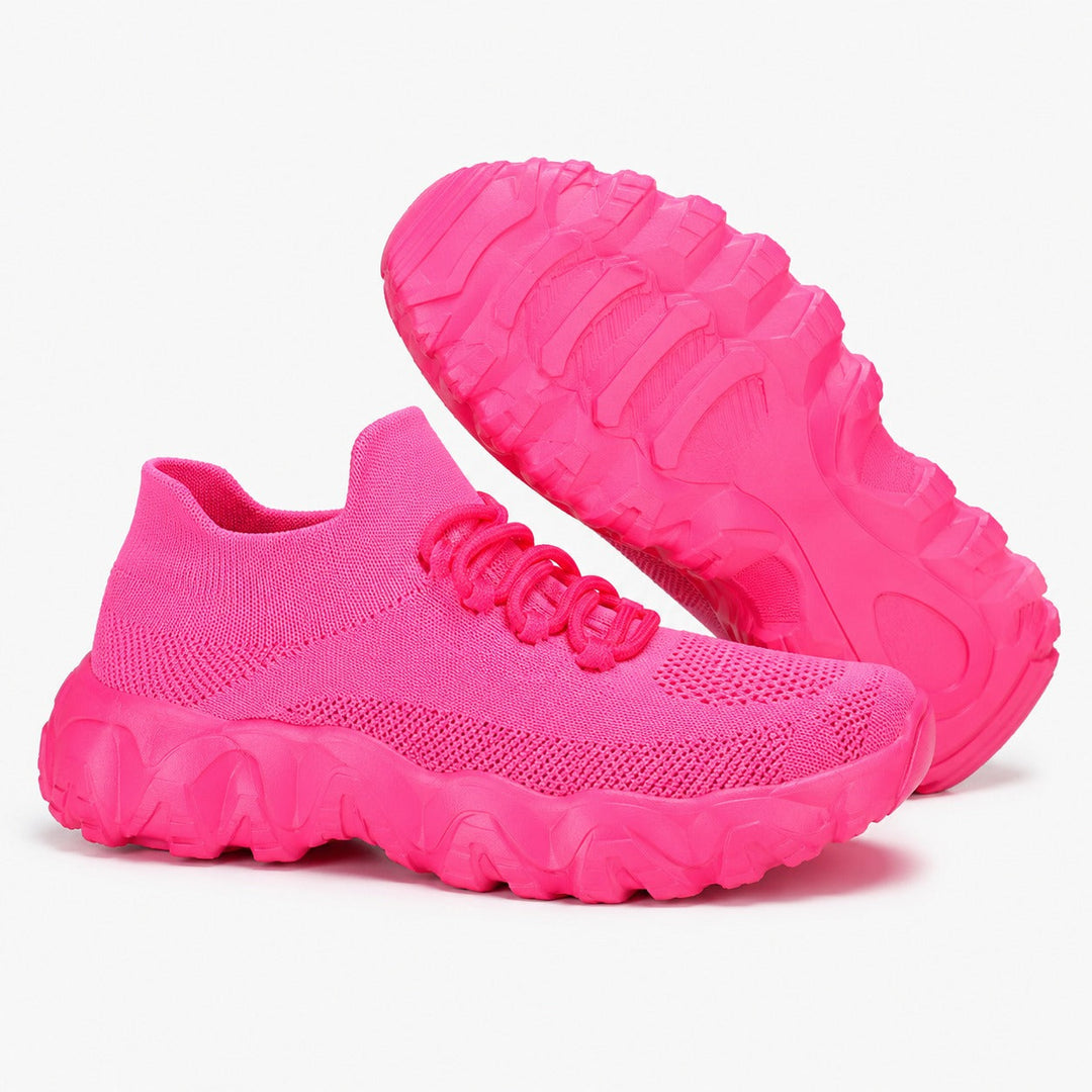 Stylish women's orthopedic wide toe shoes, comfortable, arch support for daily wear & casual settings.
