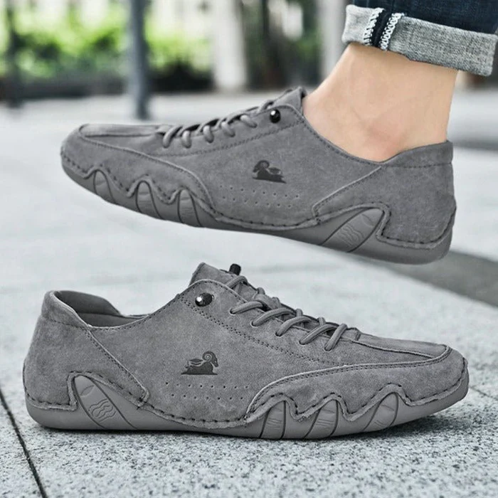 Minimalist barefoot sneakers, flexible & lightweight, offering wide toe box comfort & natural movement.