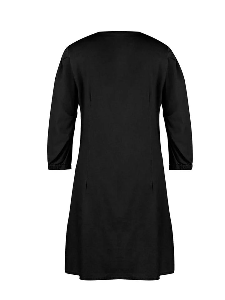 Soft fabric V-neck casual dress with half sleeves, a women's comfortable & flattering choice.