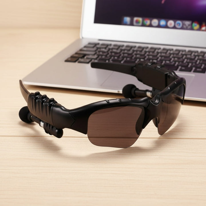 Sleek unisex smart audio glasses with hidden Bluetooth speakers, polarized lenses, and UV protection.