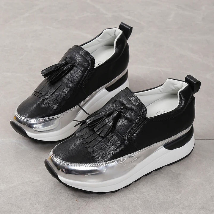 Lightweight, breathable women's sneakers for timeless style & all-day comfortable wear.