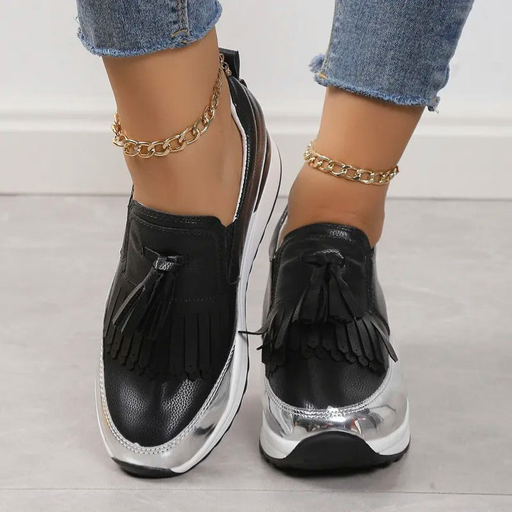 Women's fashion sneakers, lightweight and breathable for modern everyday style.