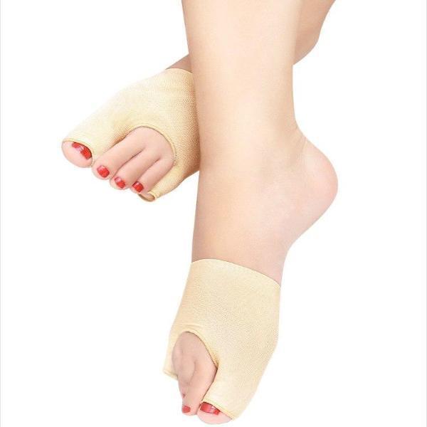 Orthopedic bunion sleeve provides gentle correction & pain relief. Ideal for active wear, prevents rubbing and discomfort.