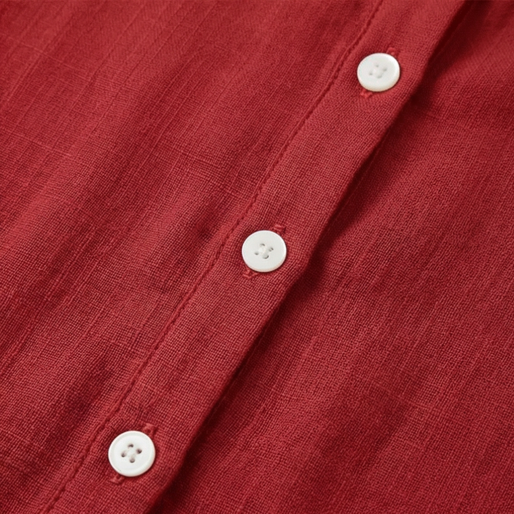 Casual chic Peter Pan collar top for women, ideal for summer outfits.