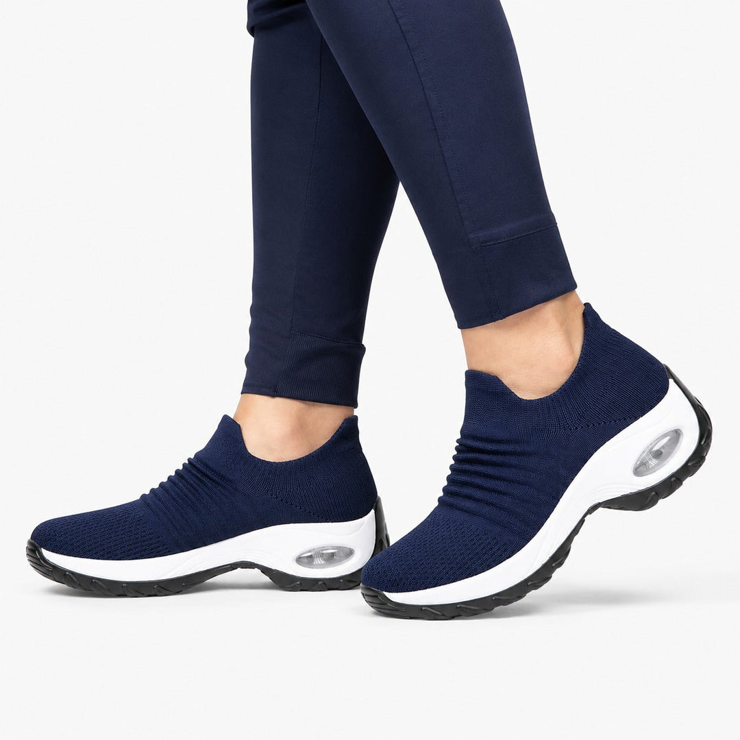 Comfortable women's walking shoes, non-slip sole, perfect for daily wear & long walks.