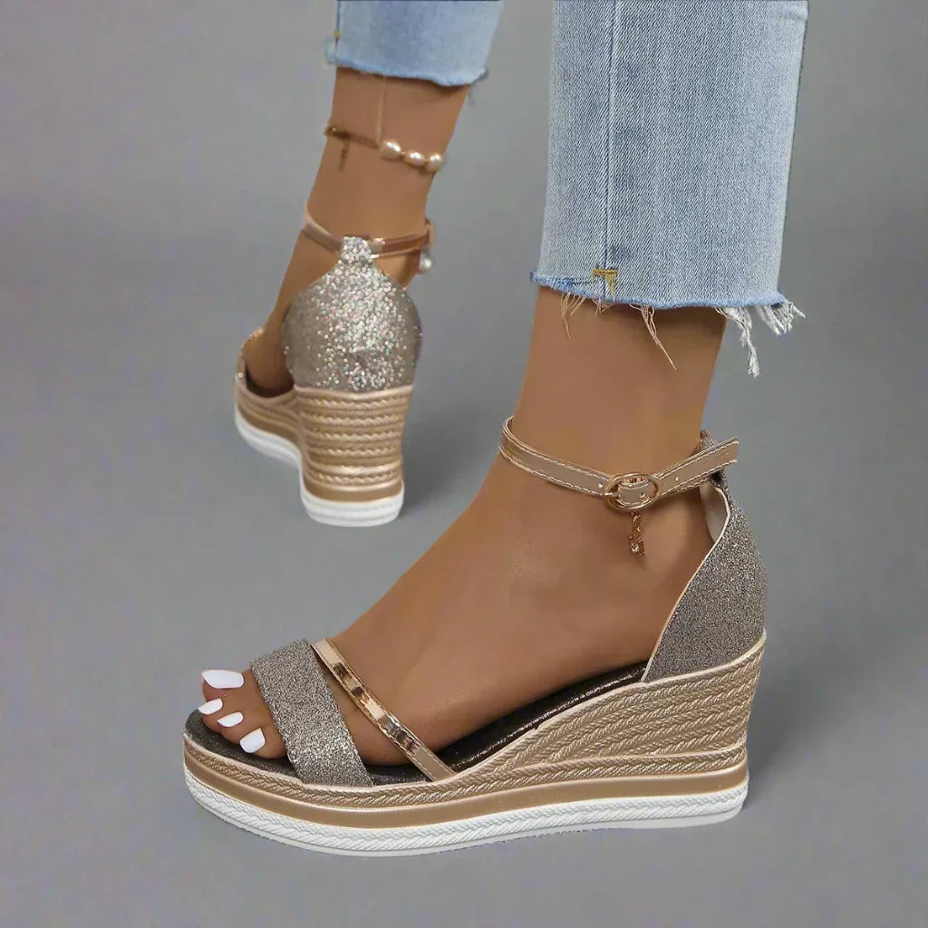 Women's classic orthopedic sandals with arch support for all-day comfort & daily wear. Perfect summer footwear.