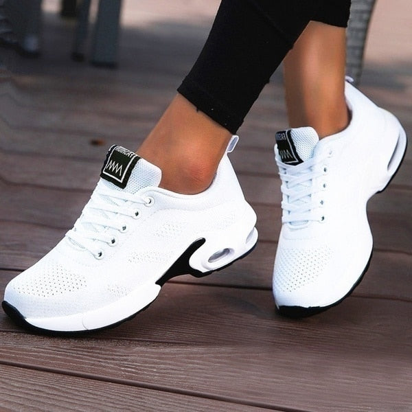 Lightweight & breathable Marlene women's orthopedic sneakers for long-lasting walking comfort & support.