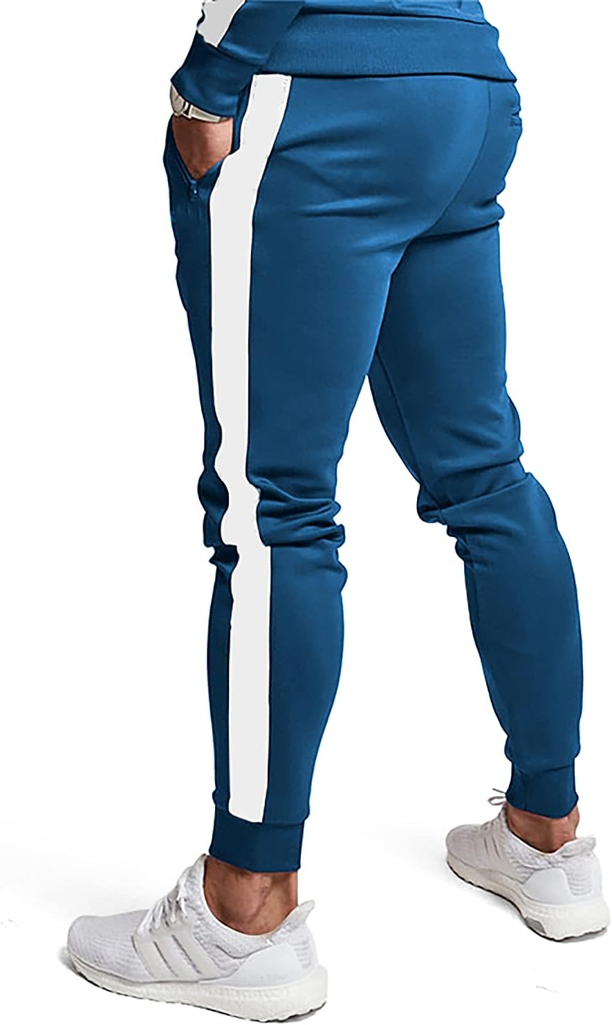 Stylish men's jogging suit, two-piece athletic wear for ultimate comfort.
