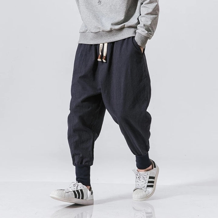 Casual men's joggers, relaxed fit harem pants for ultimate comfort & streetwear fashion.