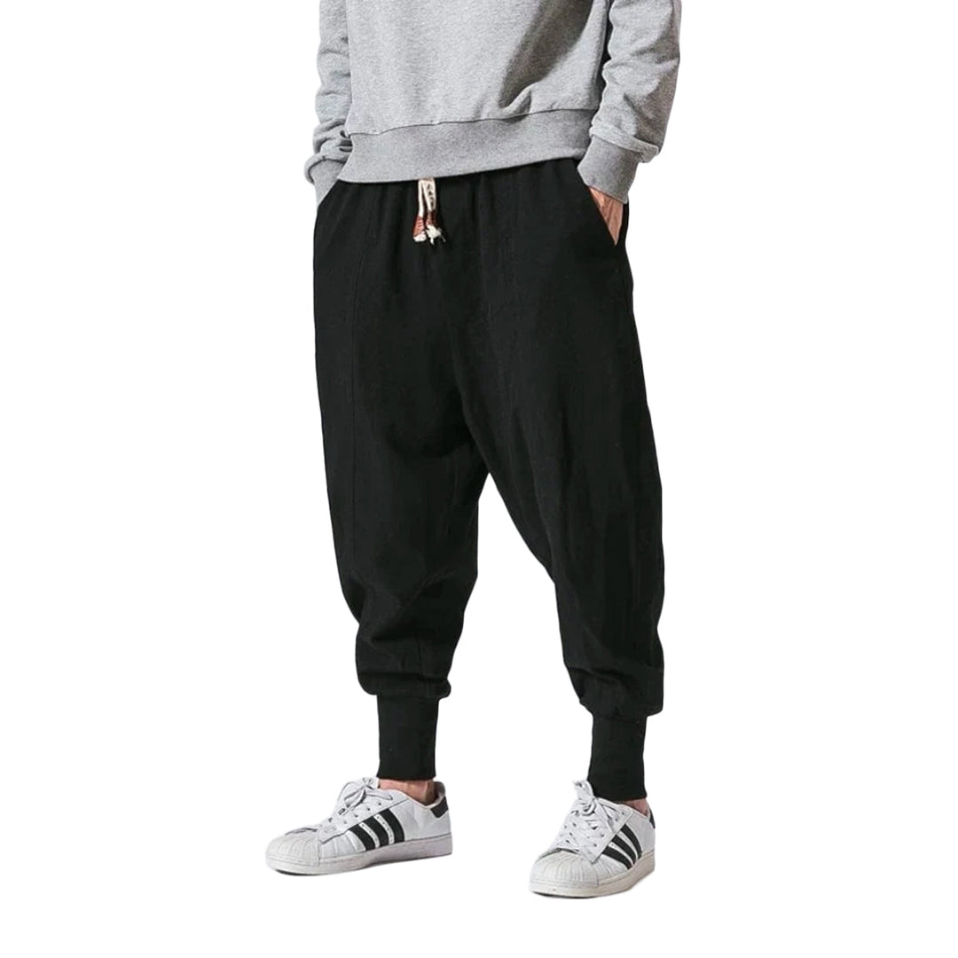 Urban style men's harem pants, featuring a relaxed fit for everyday comfort & streetwear.