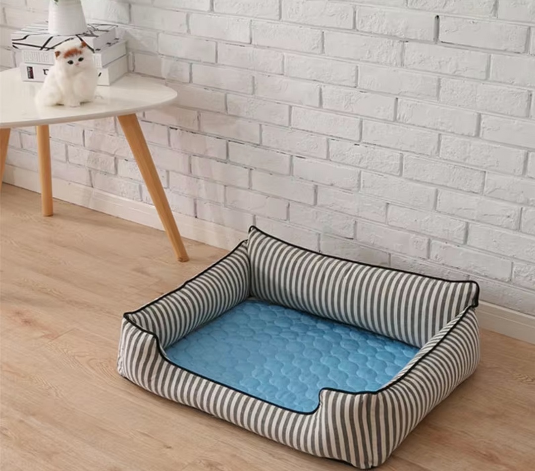 Ultra-comfortable self-cooling pet mat, a breathable dog & cat bed for summer heat.