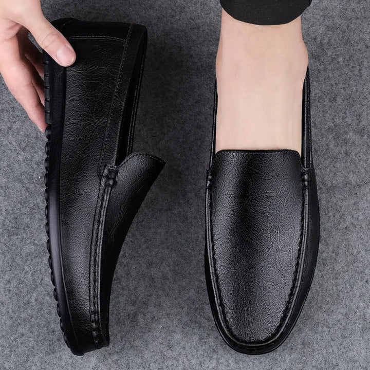 Smart casual men's loafers, breathable and comfortable with massage features, great for versatile fashion.