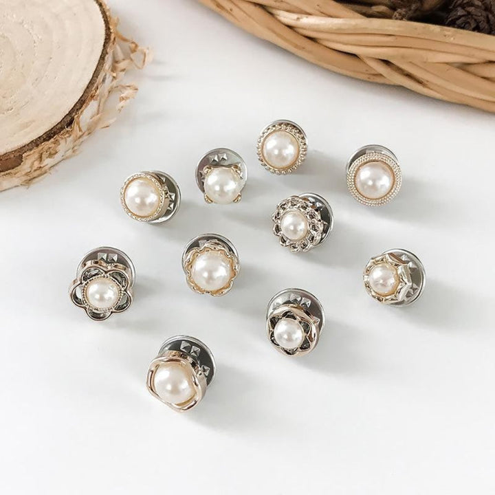 Elegant fashion jewelry brooch, a stylish statement piece for any outfit, perfect for women & unisex.