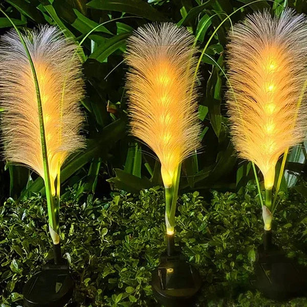 Easy-install decorative reed lights, ideal for instant garden & patio ambiance.