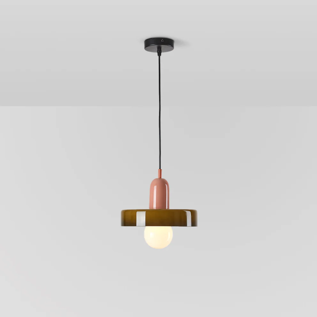 Adjustable LED hanglamp, perfect modern lighting for dining & living rooms.