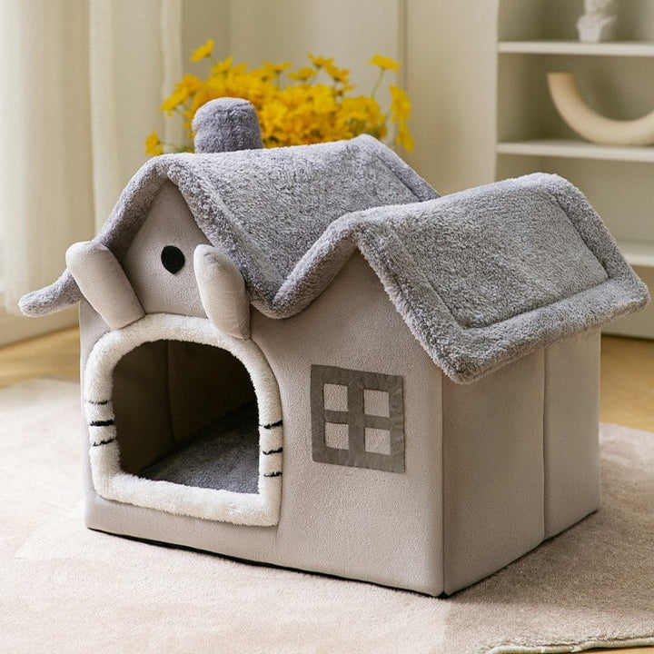Luxury pet bed: soft dog house and cave design, comfortable for indoor animals.