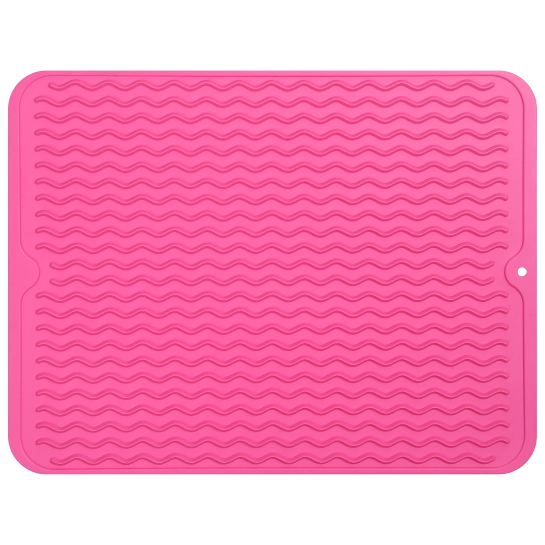 Multipurpose heat-resistant silicone mat, ideal for hot pots, dishes, or as a kitchen countertop protector.