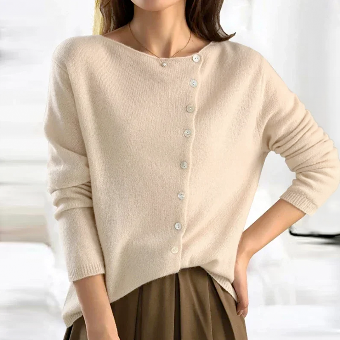 Elegant women's button-down cardigan. Cozy long sleeve knitwear, perfect winter layering piece for sophisticated style.