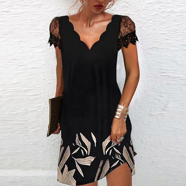 Elegant women's fashion dress, featuring beautiful details for a memorable look.