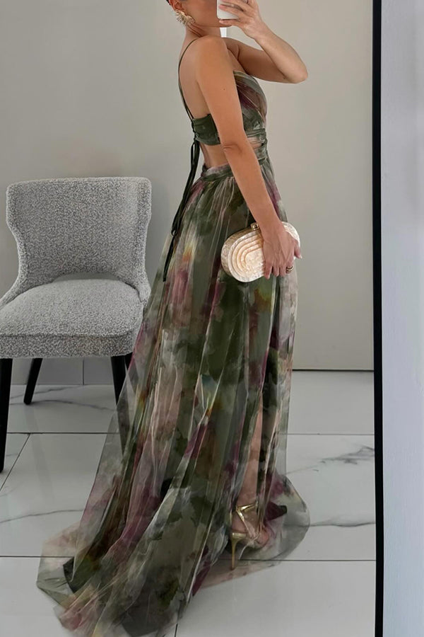 Stylish women's printed maxi dress, sleeveless and flowy, suitable as an elegant party dress or vacation outfit.