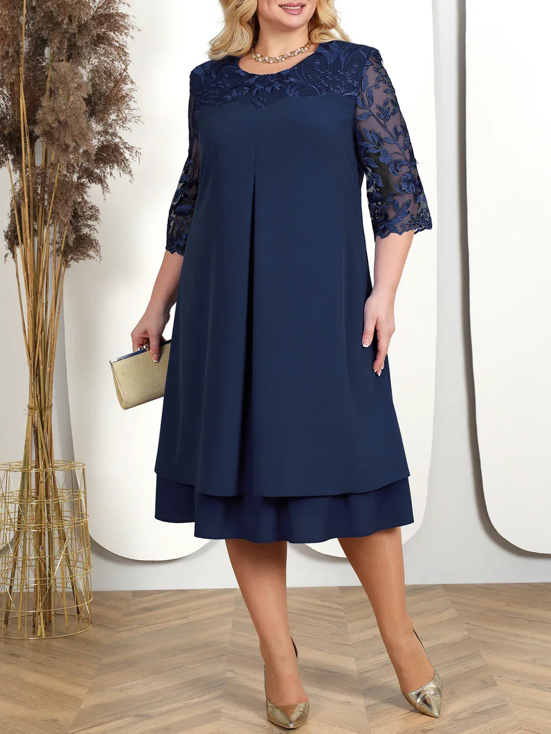 Elegant plus-size women's formal gown, a stunning embroidered evening dress for special events.