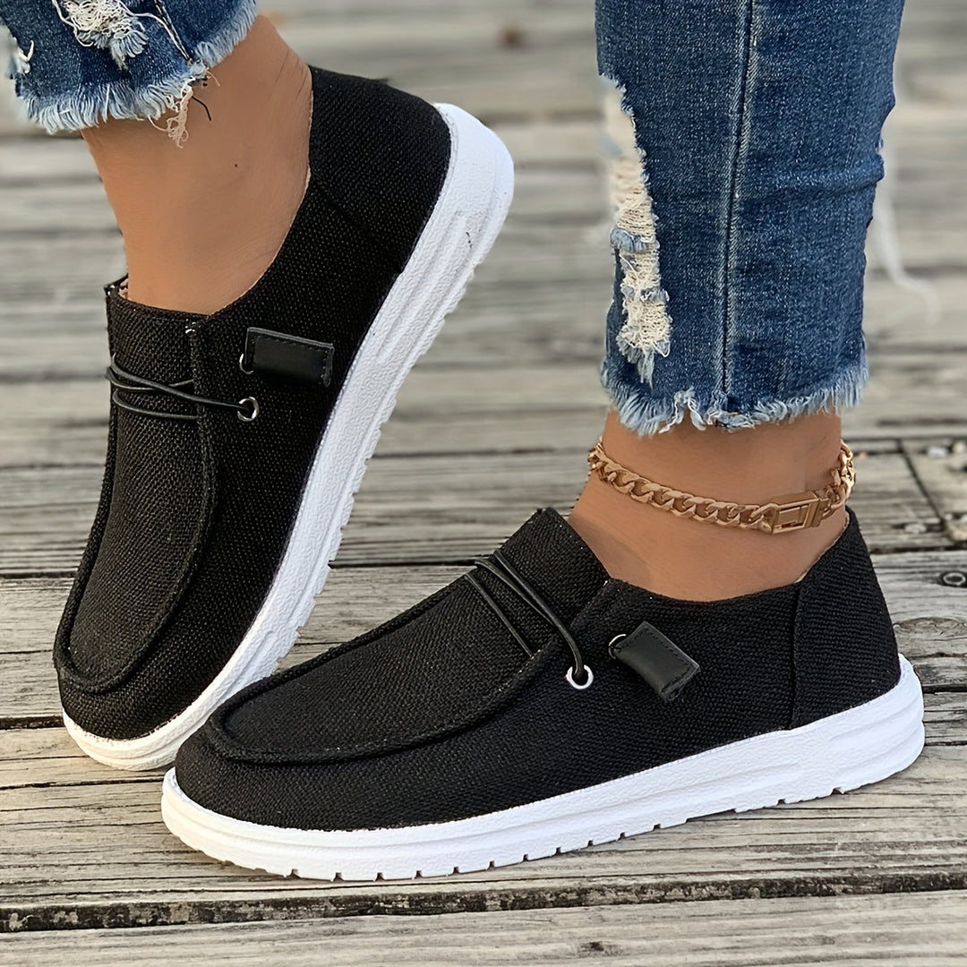 Slip-on women's trainers, designed for orthopedic support, casual comfort, and daily walking.