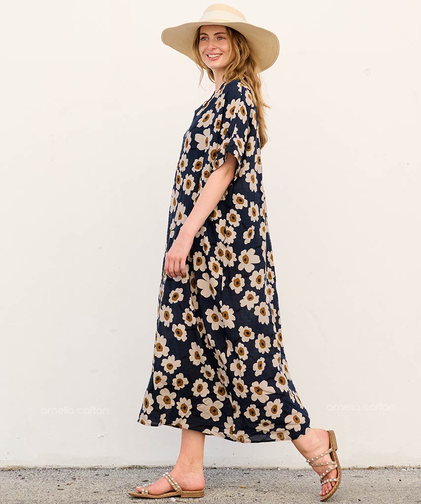 Comfortable V-neck floral print maxi dress, a stylish and flowy caftan for women's summer wear.