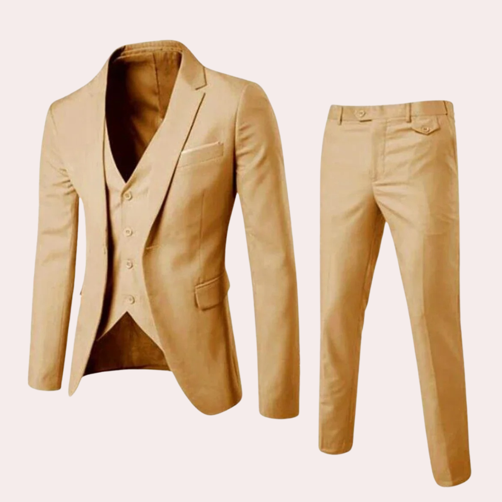 Stylish Thomas men's suit. Formal, comfortable business attire for office, special events & professional elegance.
