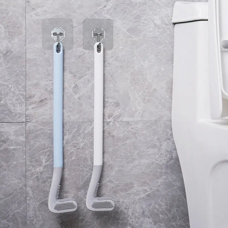 Golf-shaped toilet brush for deep and hygienic bathroom cleaning. A unique, practical home accessory.