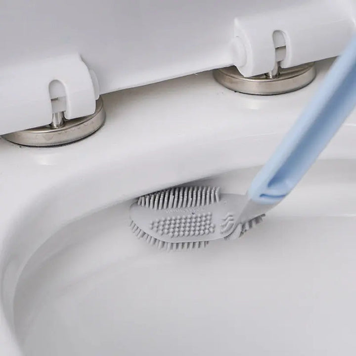 Innovative golf head toilet brush designed for deep cleaning toilet rims, a durable bathroom hygiene tool.
