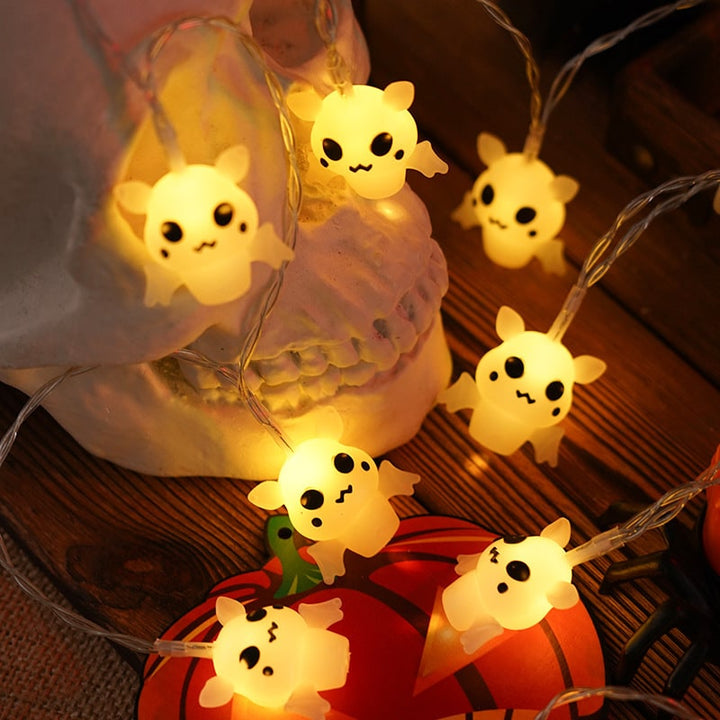 Battery LED Halloween string lights for indoor/outdoor spooky decor & party ambiance.