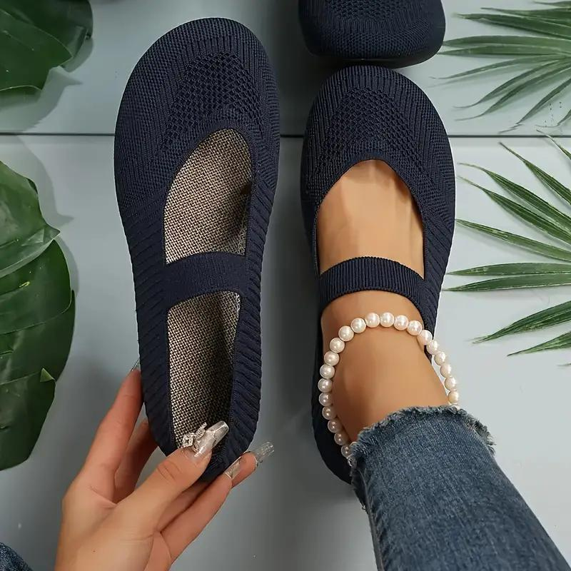 Women's comfortable Mary Jane flats, perfect for work or casual summer adventures.