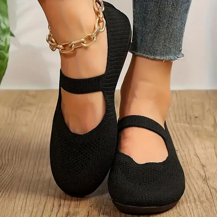 Effortless Mary Jane flats for women with a subtle wedge sole. Ideal comfort everyday shoes.