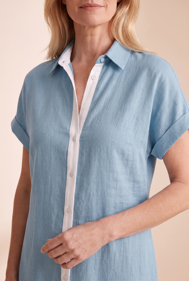 Effortless women's summer maxi dress with button front and short sleeves, easy to wear and style.