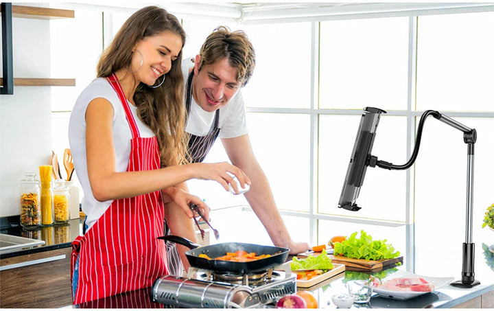 Durable universal stand for phones & tablets, adjustable desktop grip for all mobile devices.