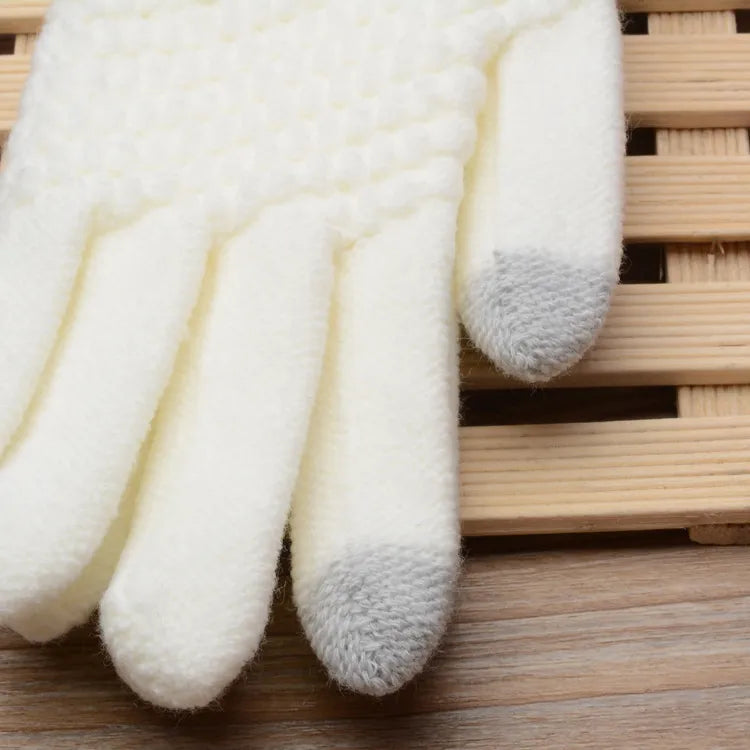 Amara women's fashion gloves, knitted, soft, and ready for your touch screen.