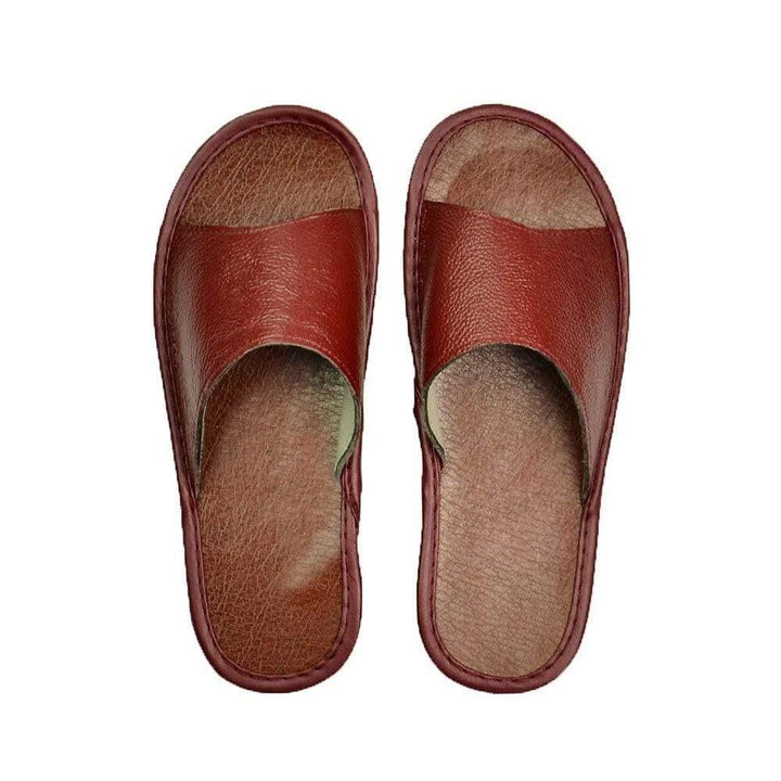 Comfortable women's sandals, wide fit, featuring a supportive design for all-day wear.
