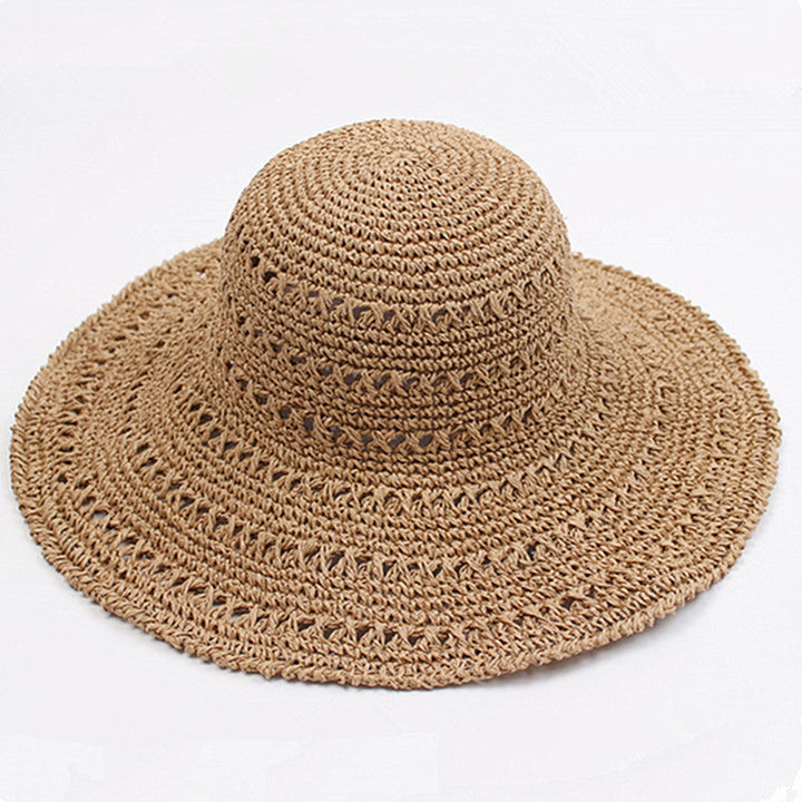 Breezy women's flat brim retro summer hat, providing excellent sun protection for beach or daily leisure wear.