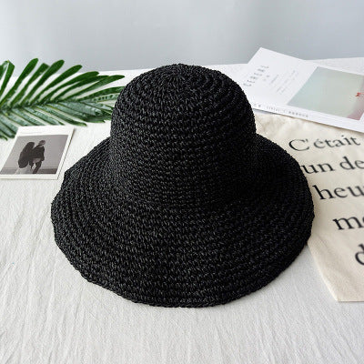 Versatile women's summer hat, retro flat brim design for lightweight sun protection and trendy spring fashion.