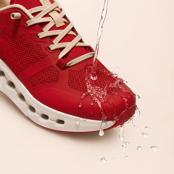 Comfort sneakers for active lifestyle: unisex, hands-free, shock-absorbing slip-ons.