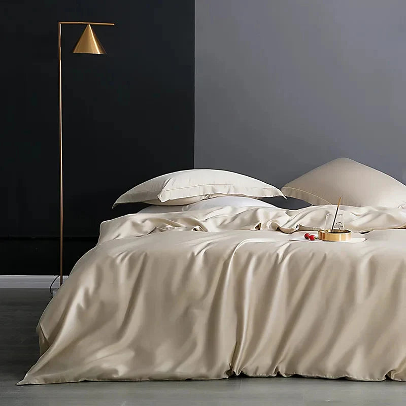 Ultra-soft natural silk duvet cover, enhancing your luxury bedding experience.
