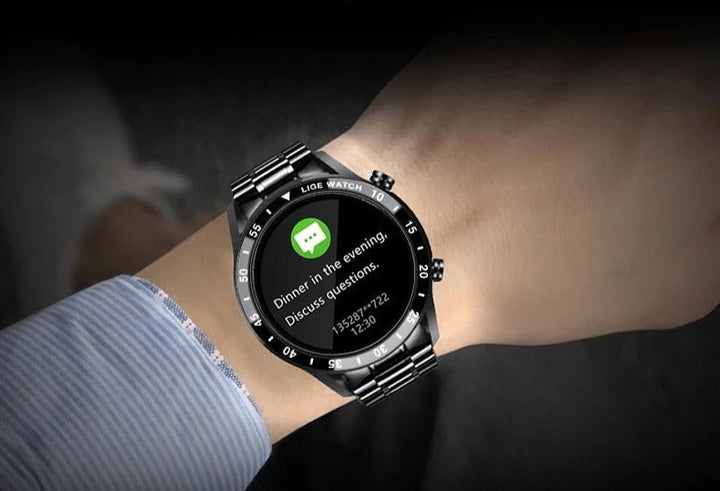 Side view of the luxury unisex 4G smartwatch, showcasing its sleek design and durable strap.