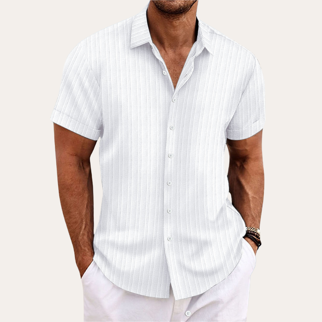 Men's fashion casual short sleeve button-up, comfortable and versatile for warm weather.
