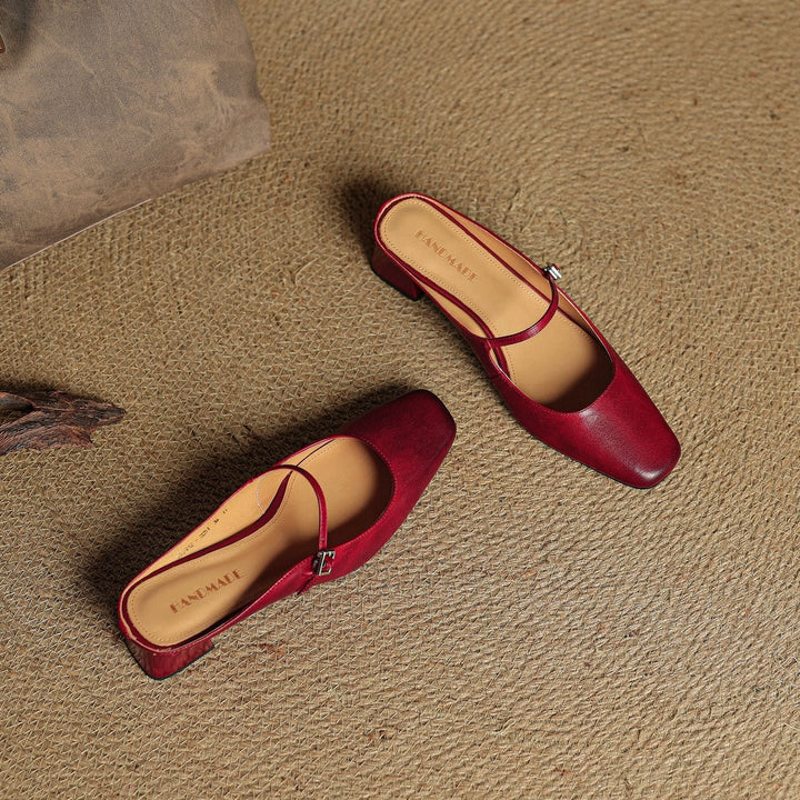 Work shoes for women: Mary Jane mules with comfortable block heel, square toe, buckle.