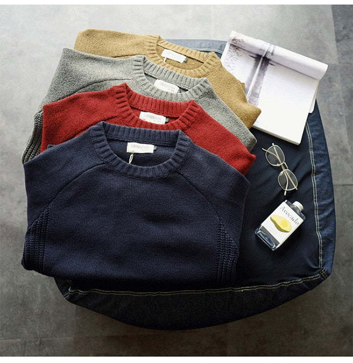 Men's classic knit pullover sweater in a versatile color, perfect for casual fall & winter fashion.