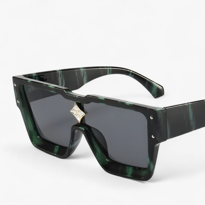 Bold angular punk sunglasses, unisex design with mirrored UV400 lenses for ultimate style.