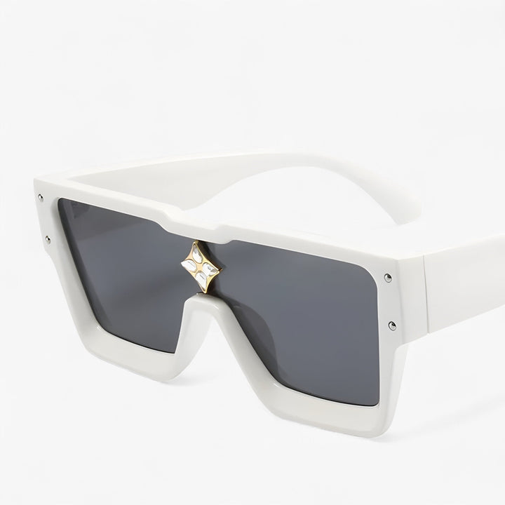 Fashion accessory: Mirrored angular punk sunglasses, unisex design for a striking streetwear statement.