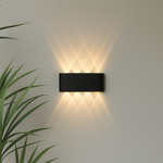 8W | Black