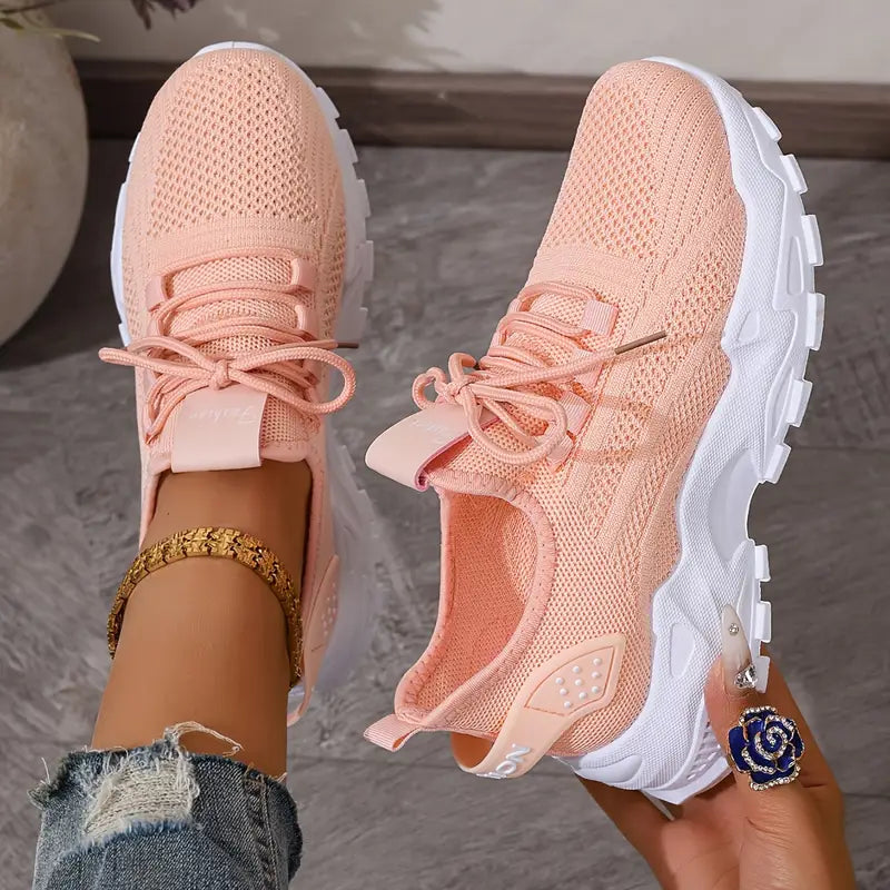 Casual women's orthopedic sneakers, perfect for comfortable walking and everyday wear.
